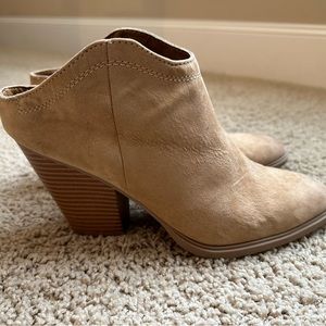 Dolce Vita booties